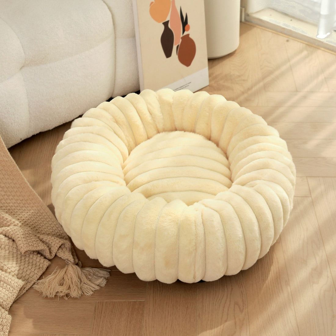 Round Long-Haired Plush Pet Bed