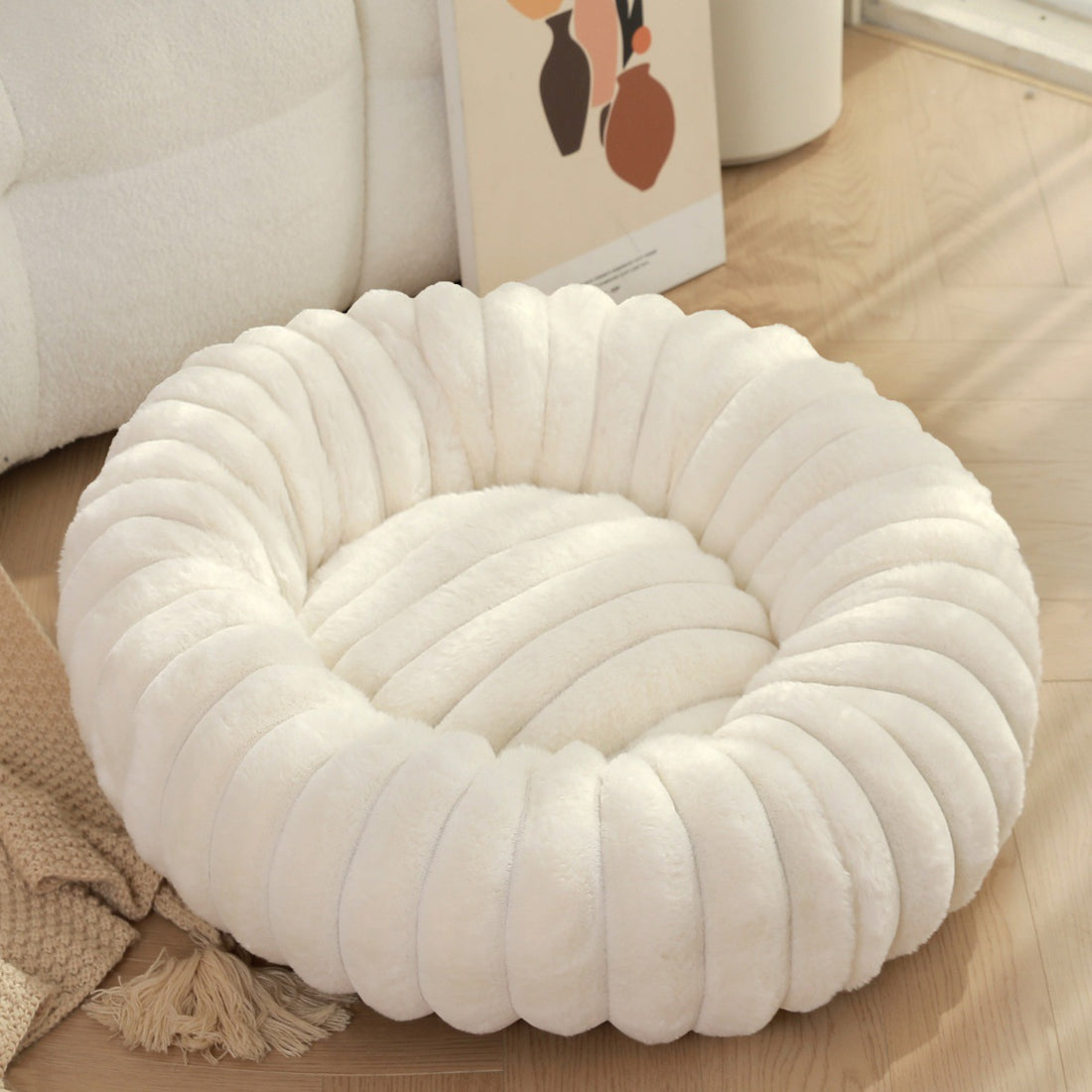 Round Long-Haired Plush Pet Bed